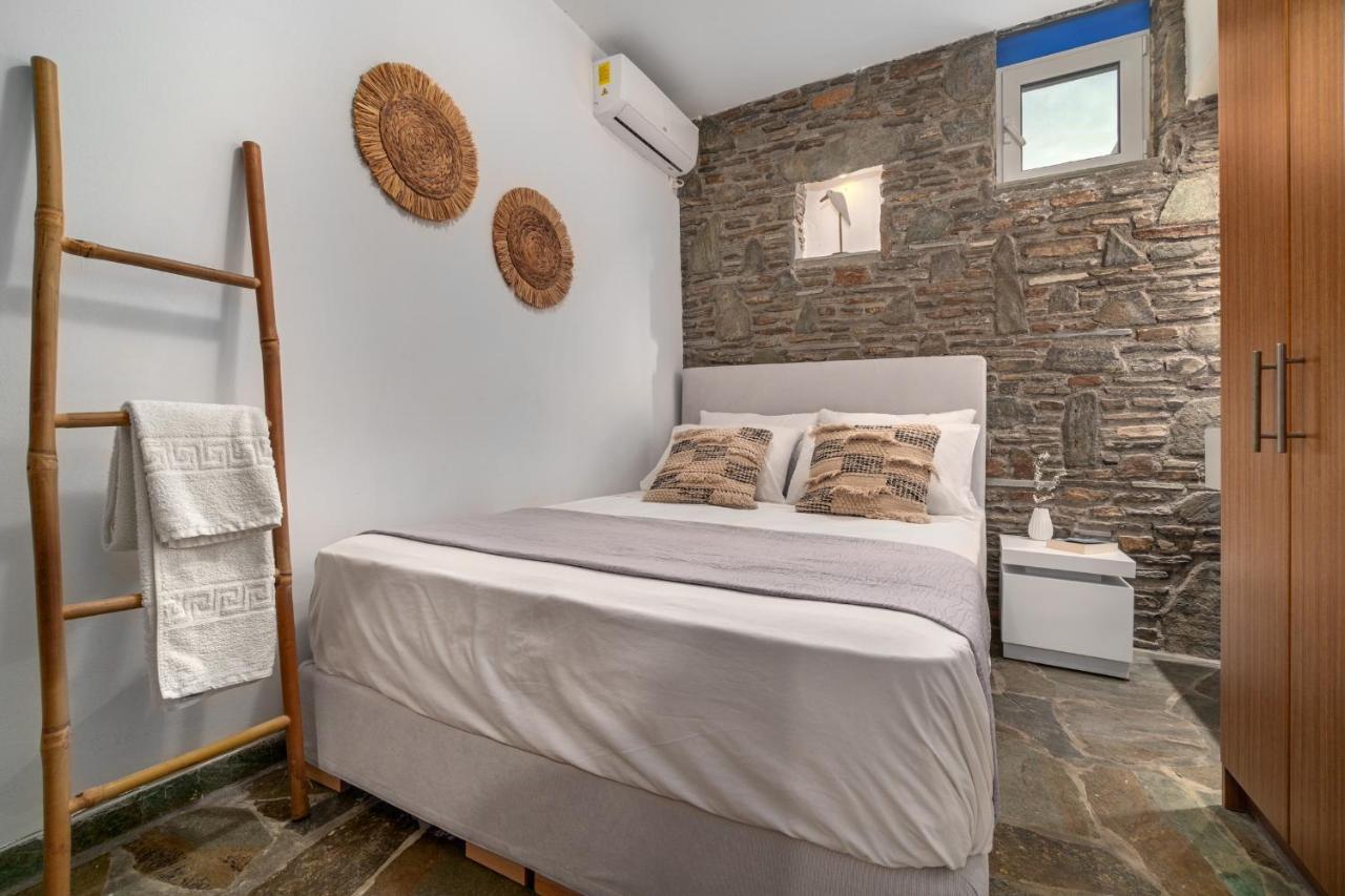 Arel Luxury House Villa Kythnos Exterior photo